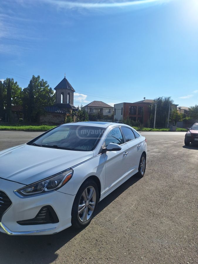 Hyundai Sonata 2018 — photo 2