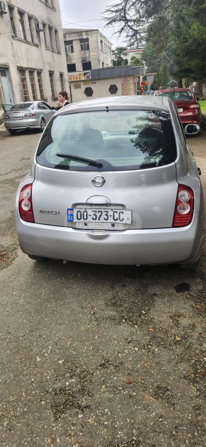 Nissan March 2005 — photo 2