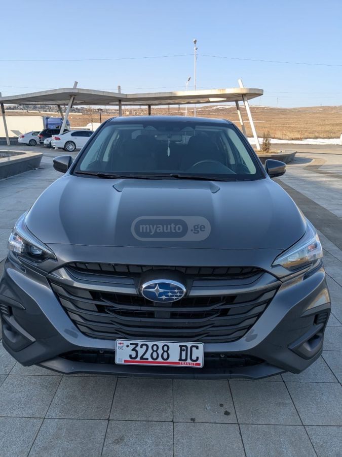 Subaru Legacy 2025 — photo 2