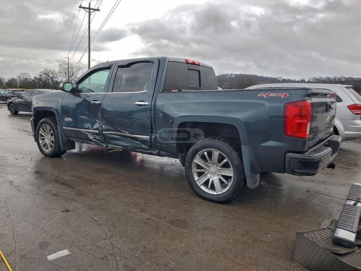 Chevrolet Silverado 2017 — photo 2