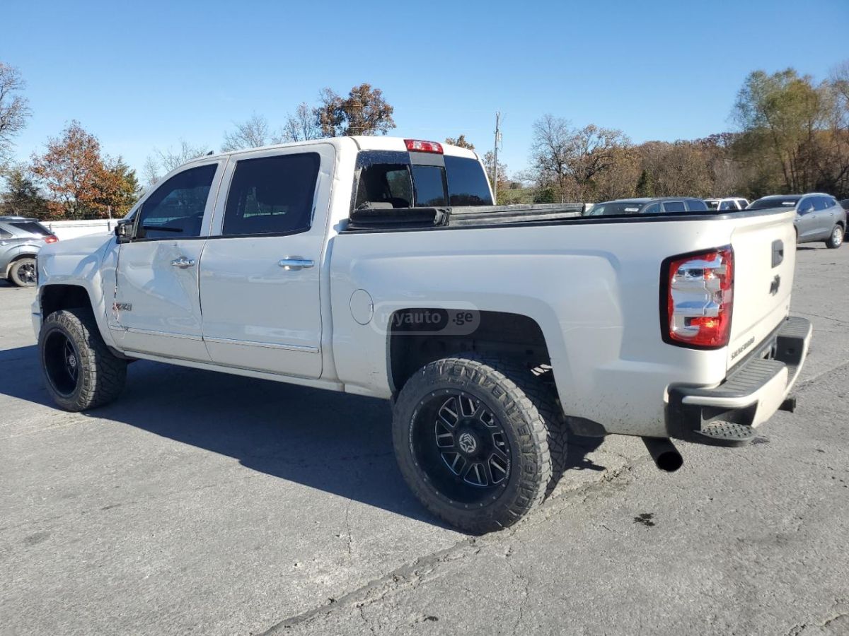 Chevrolet Silverado 2015 — photo 2