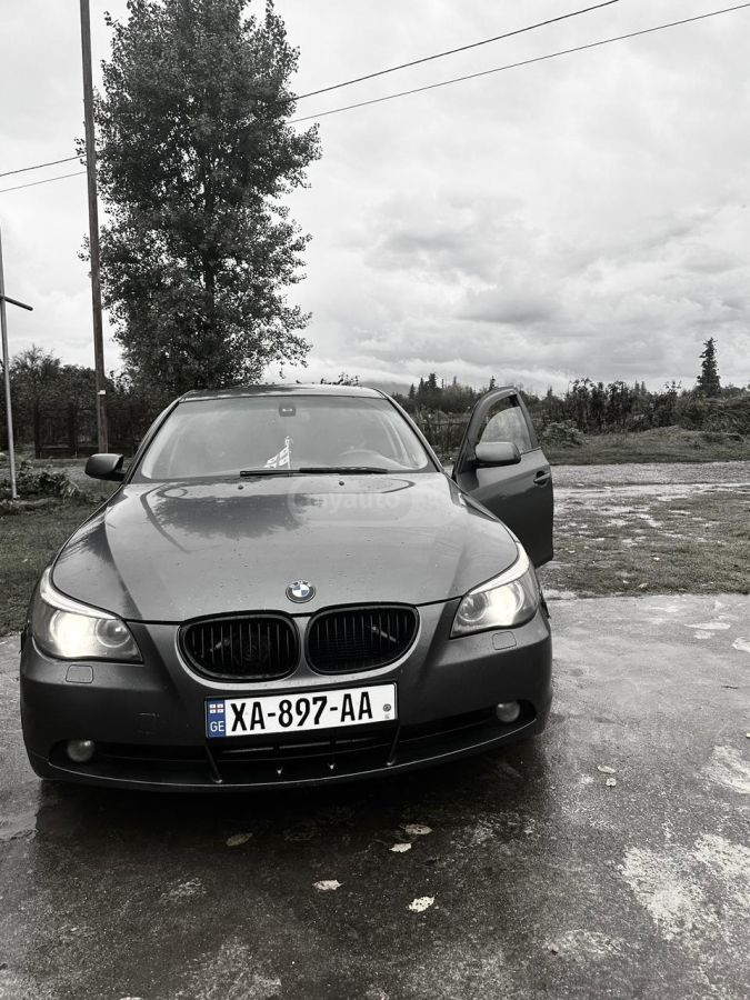 BMW 530 2005 — photo 2