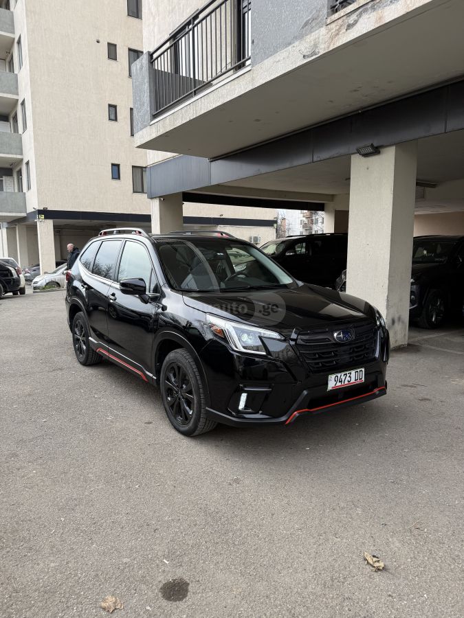 Subaru Forester 2023 — photo 2