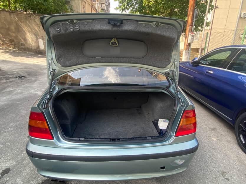 BMW 325 2003 — photo 2