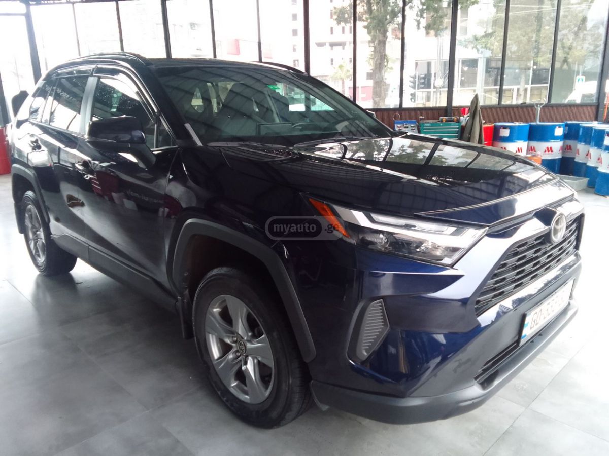 Toyota RAV4 2023 — photo 2