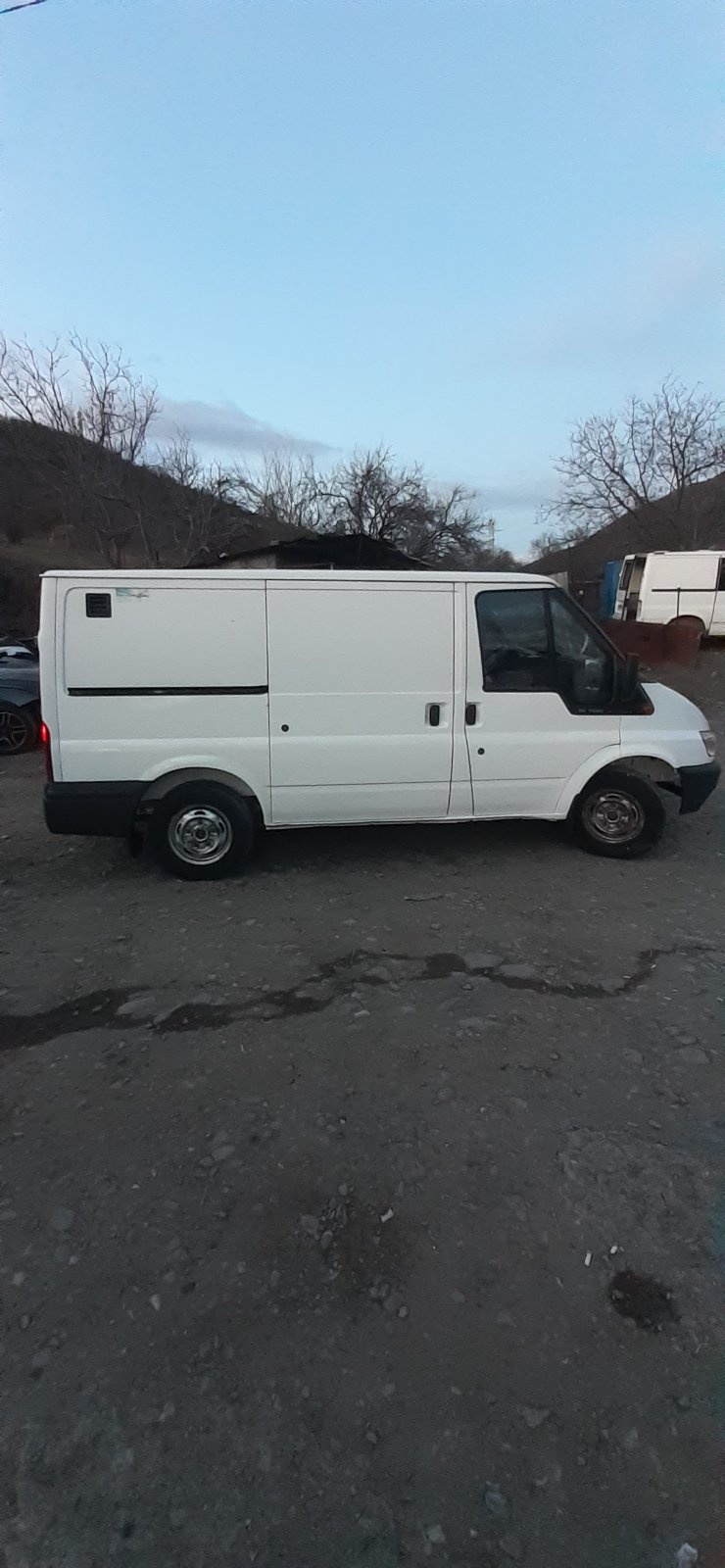 Ford Transit 2002 — photo 2