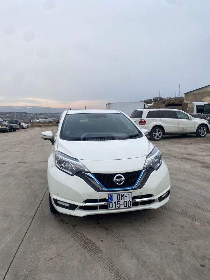 Nissan Note 2019 — photo 2