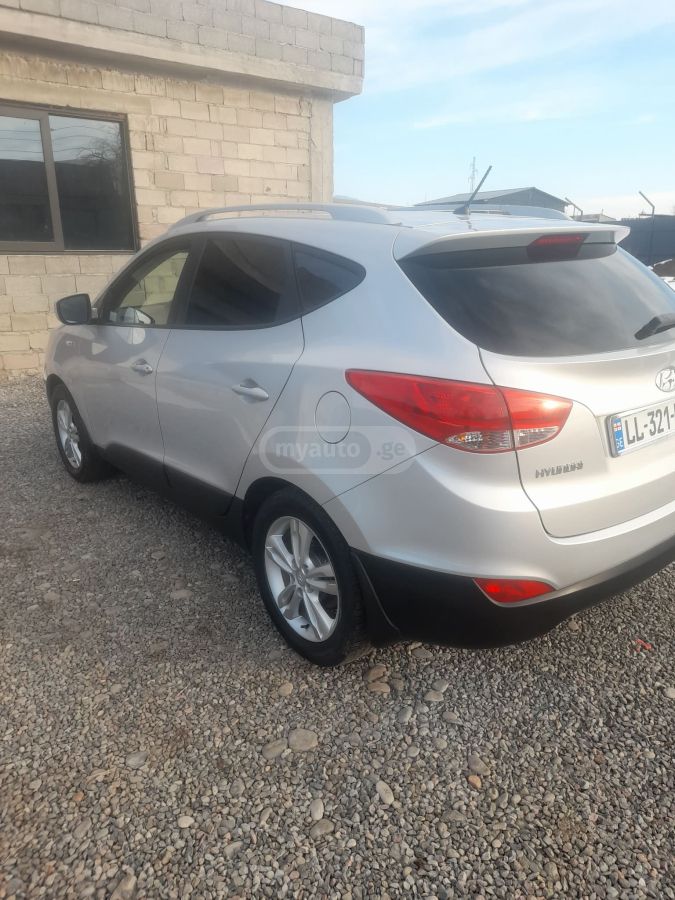 Hyundai IX 35 2011 — photo 2