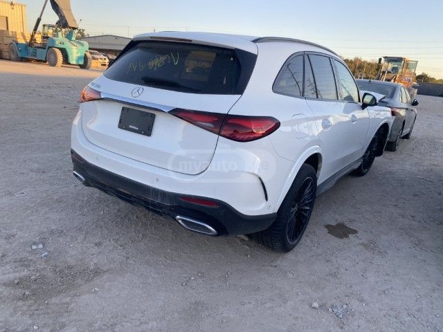 Mercedes-Benz GLC 300 2023 — photo 2