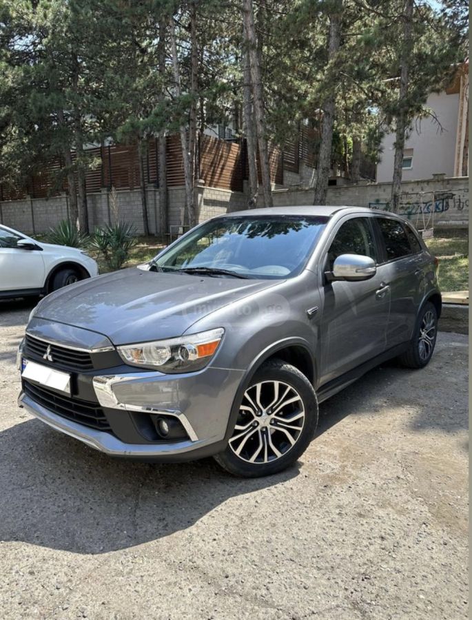 Mitsubishi Outlander Sport 2019 — photo 2