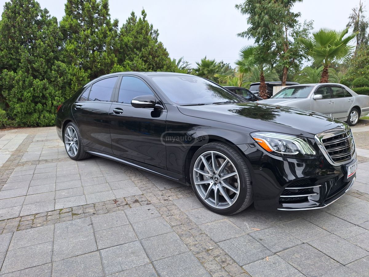 Mercedes-Benz S 560