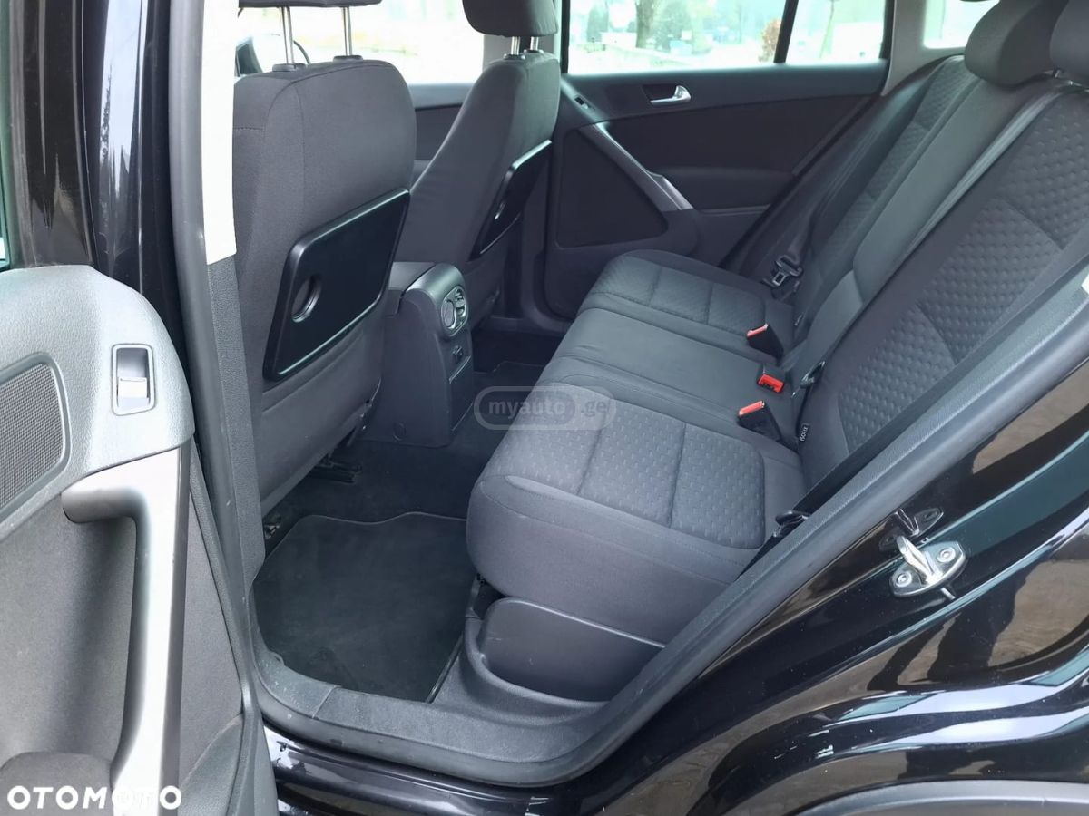 Volkswagen Tiguan 2009 — photo 2