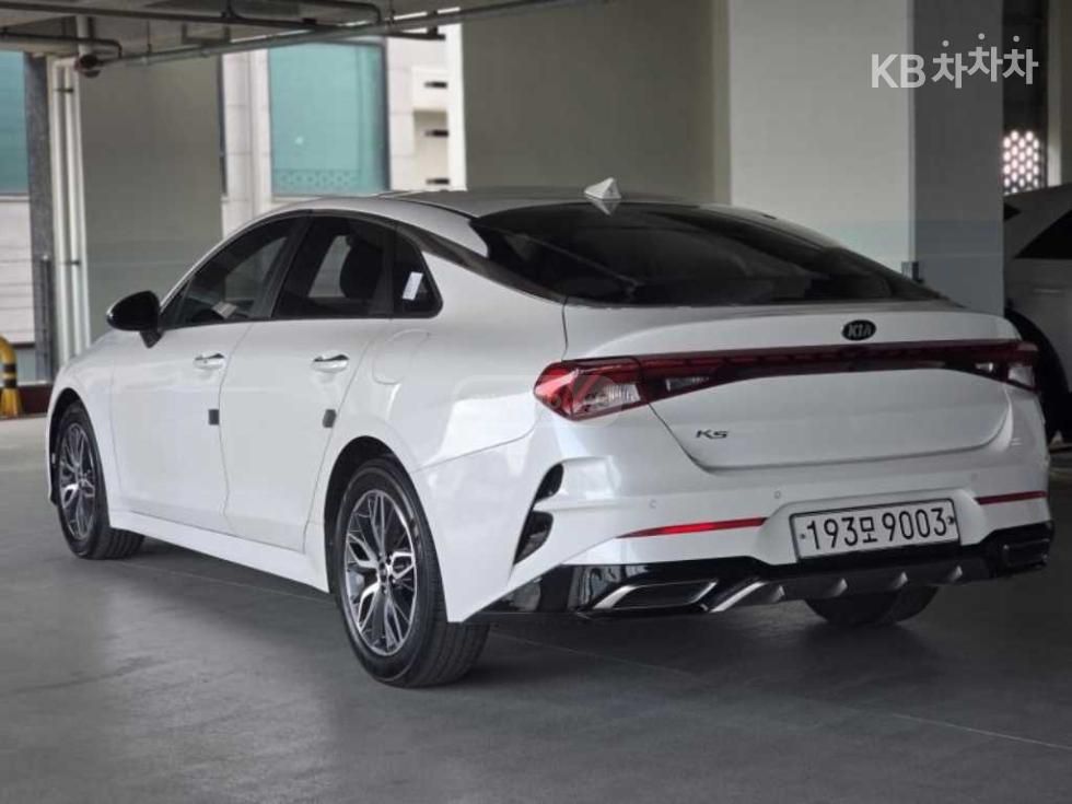 Kia K5 2022 — photo 2