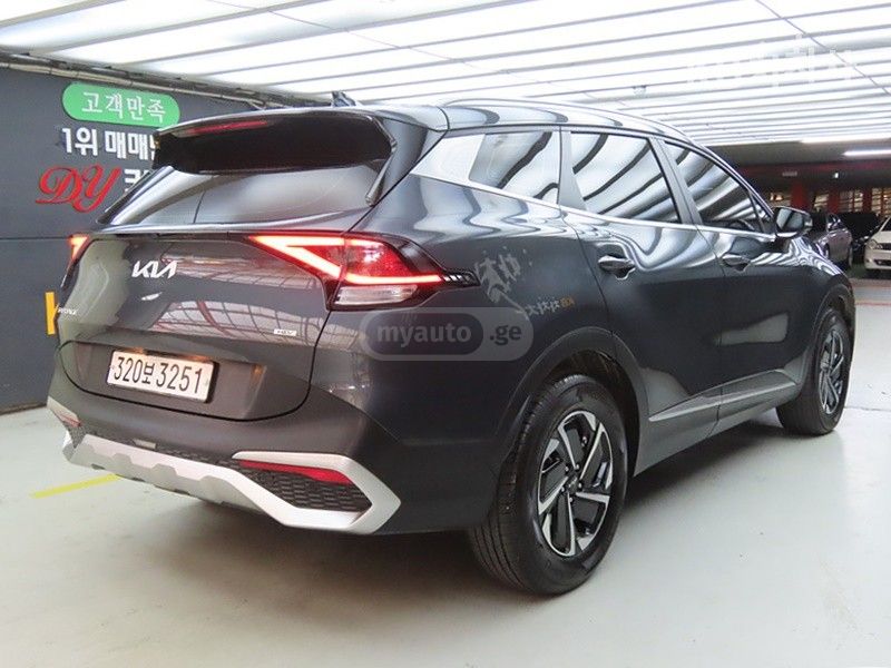 Kia Sportage 2022 — photo 2