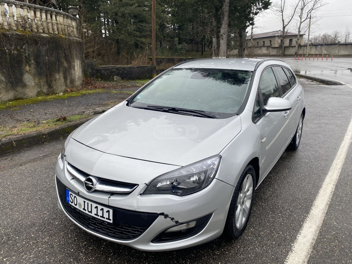 Opel Astra 2016 — photo 2
