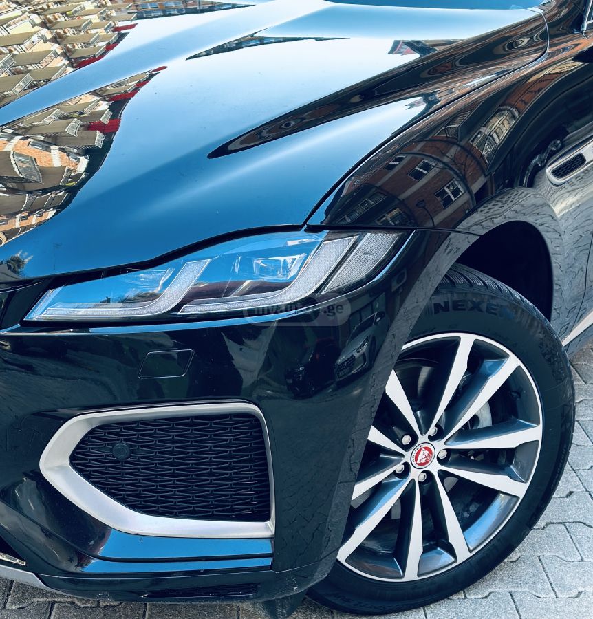 Jaguar F-Pace 2022 — photo 2