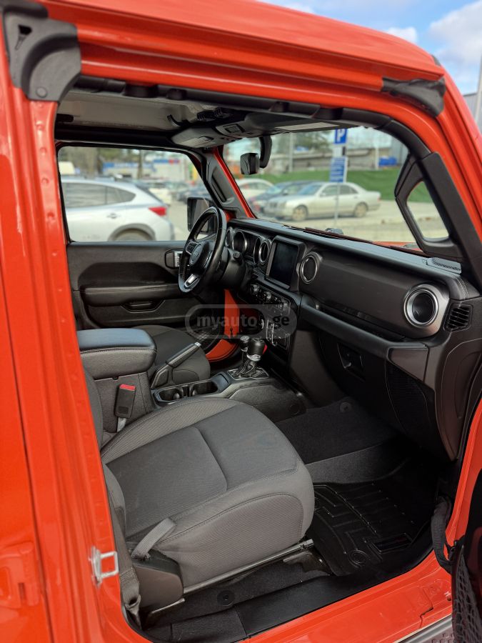 Jeep Wrangler 2019 — photo 2