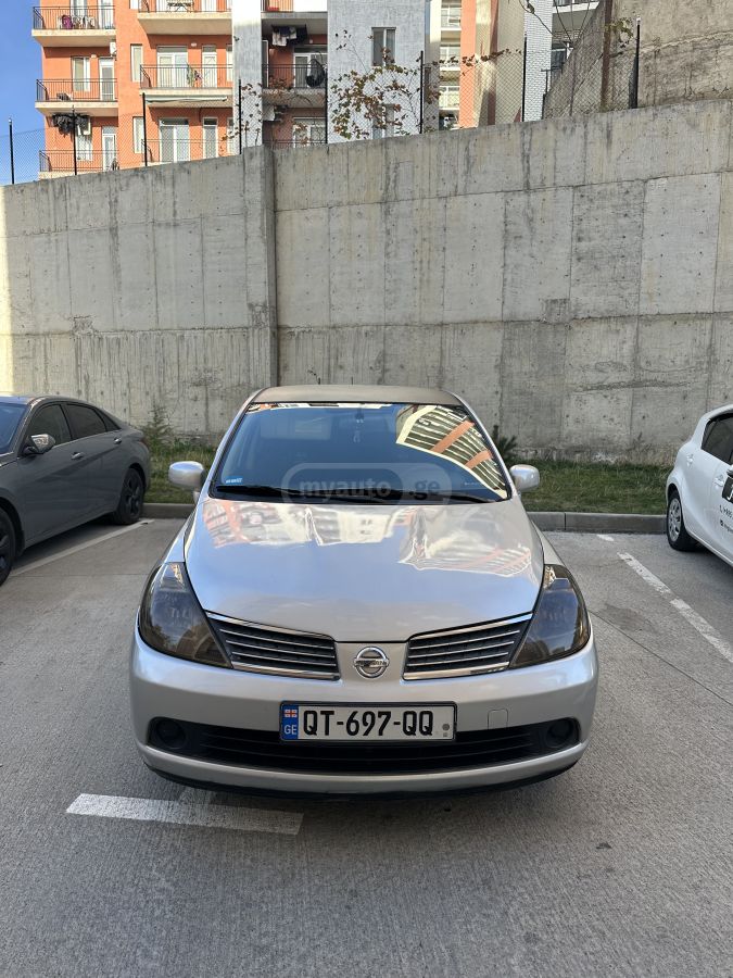Nissan Tiida 2007 — photo 2
