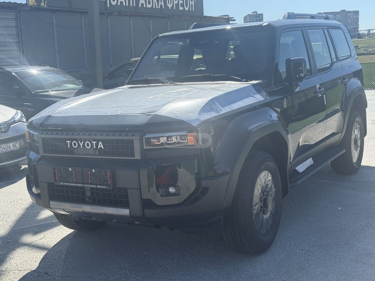 Toyota Land Cruiser Prado 2026 — photo 2