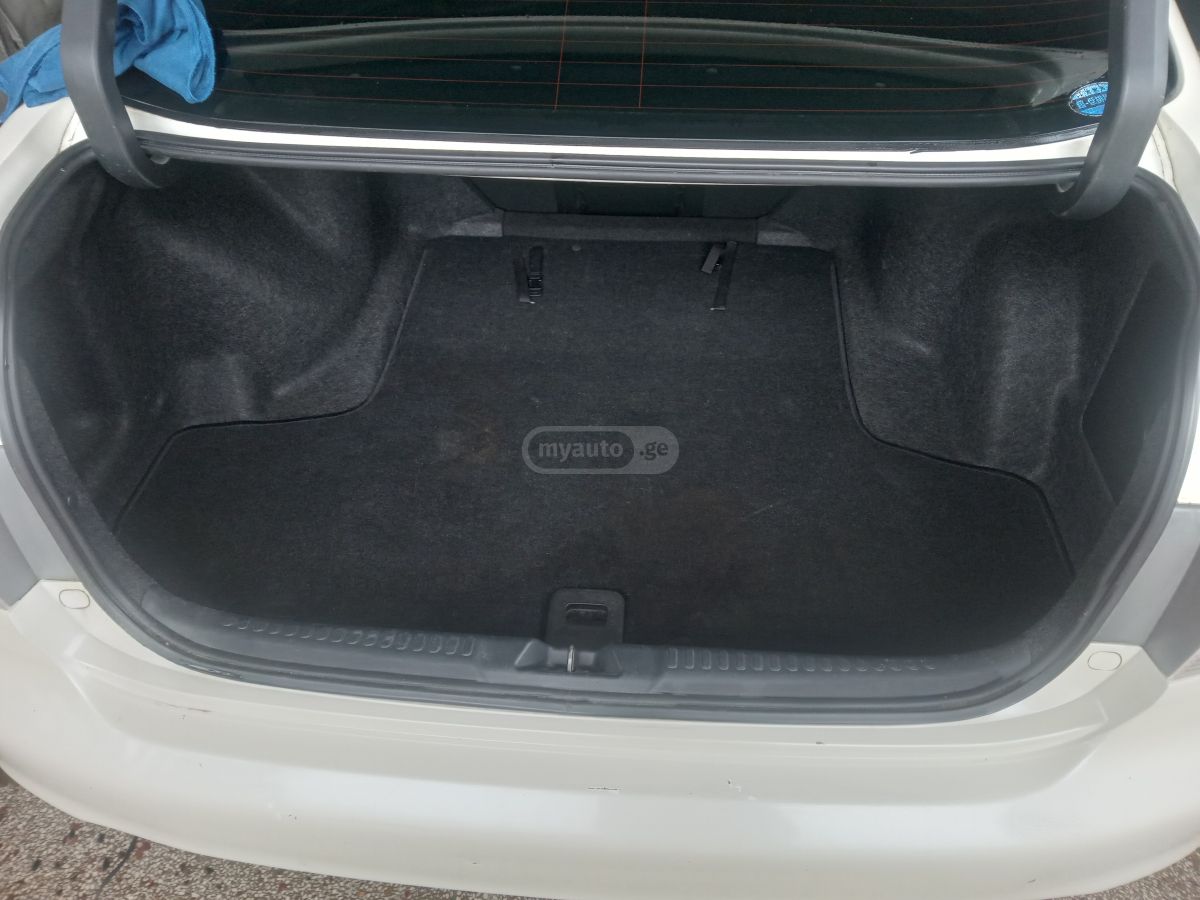 Honda Inspire 2003 — photo 2