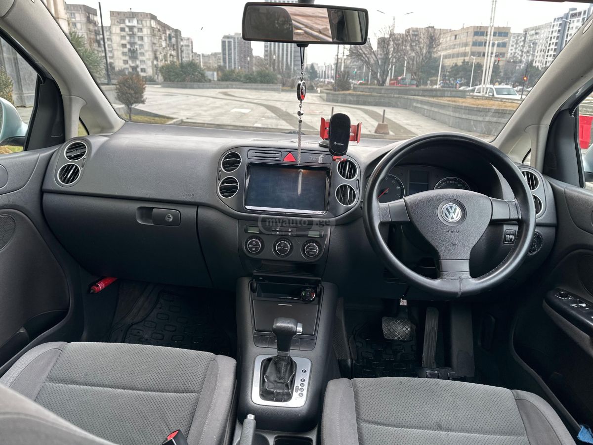 Volkswagen Golf 2005 — photo 2