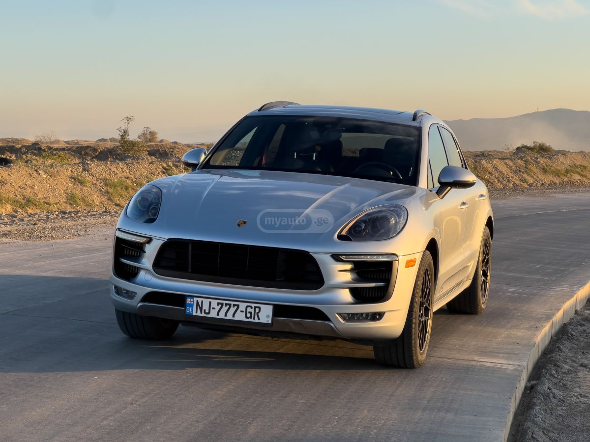 Porsche Macan 2017 — photo 2