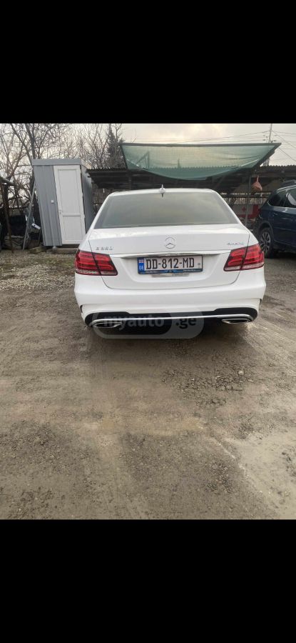 Mercedes-Benz E 350 2014 — photo 2