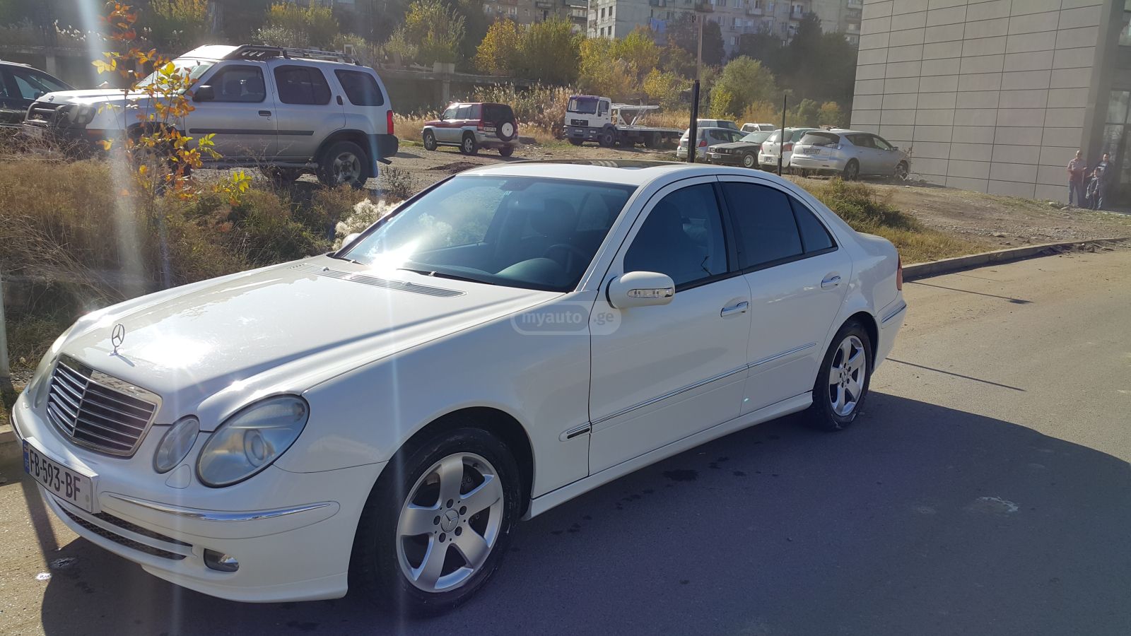 Mercedes-Benz E 350 2005 — photo 2