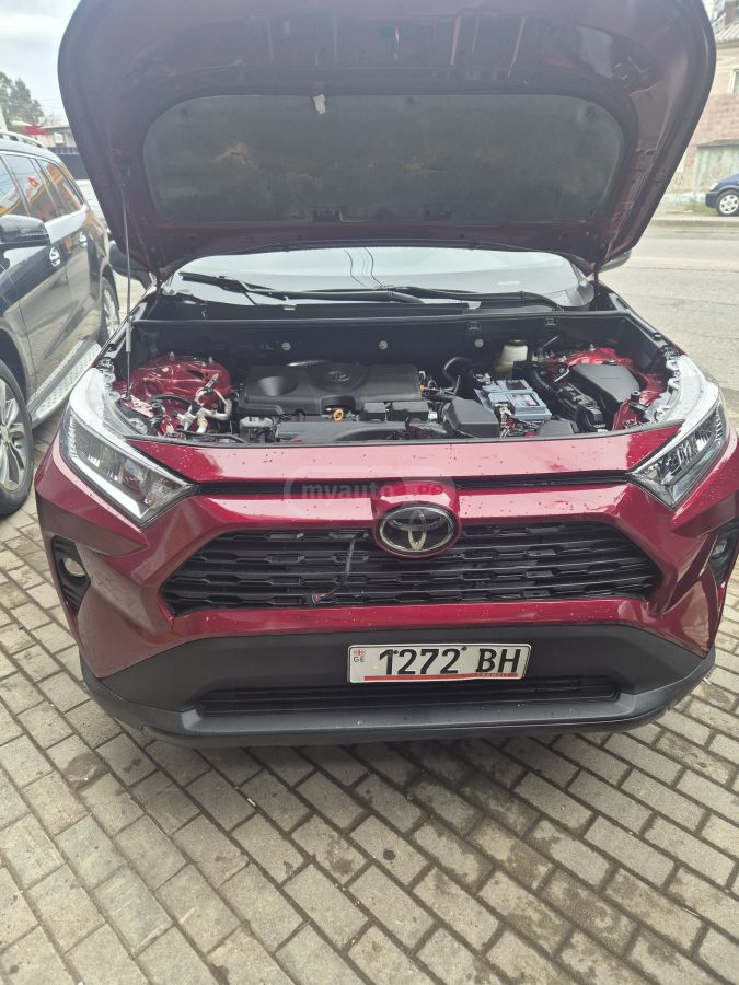 Toyota RAV4 2022 — photo 2