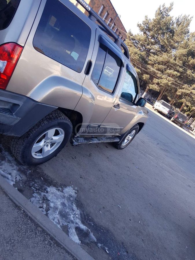 Nissan Xterra 2006 — photo 2