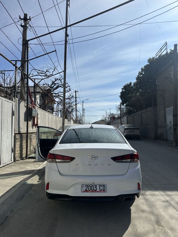 Hyundai Sonata 2017 — photo 2