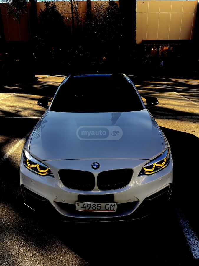 BMW M240