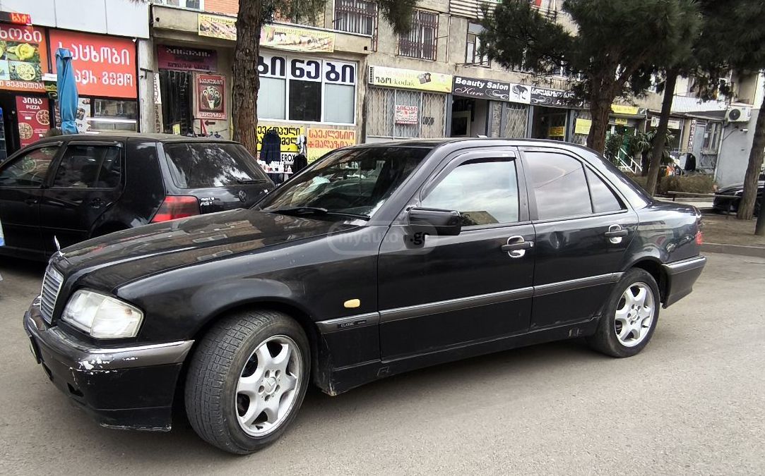 Mercedes-Benz C 202 1999 — photo 2