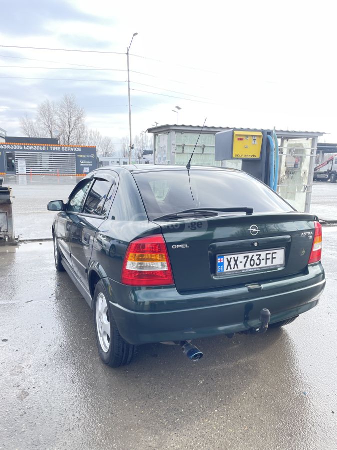 Opel Astra