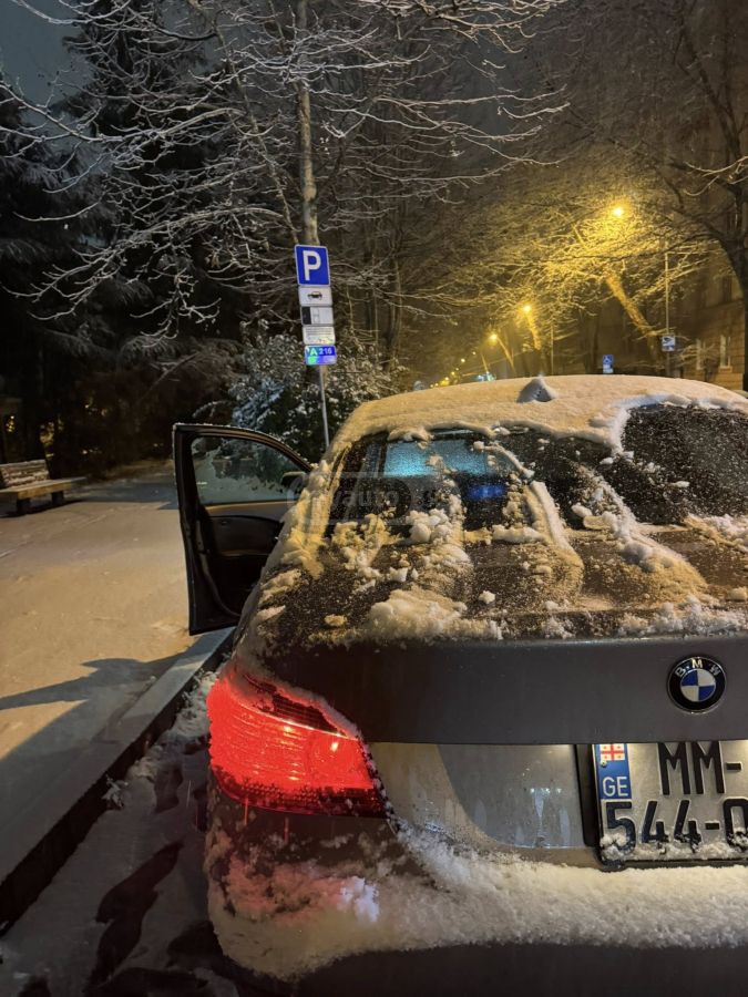 BMW 530 2005 — photo 2