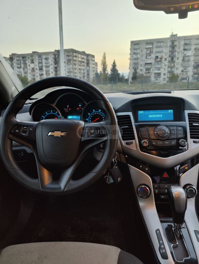 Chevrolet Cruze 2013 — photo 2