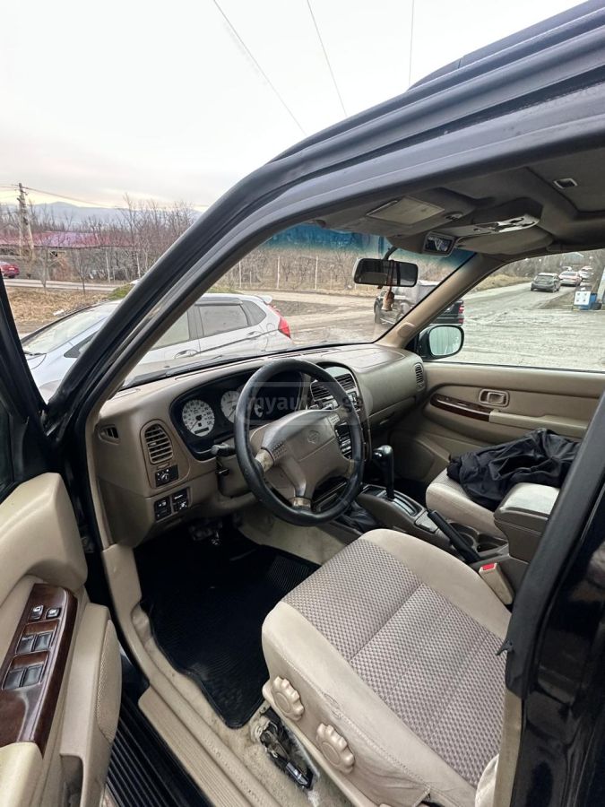Nissan Pathfinder 1999 — photo 2