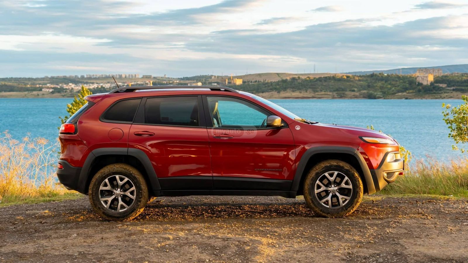 Jeep Cherokee 2014 — photo 2