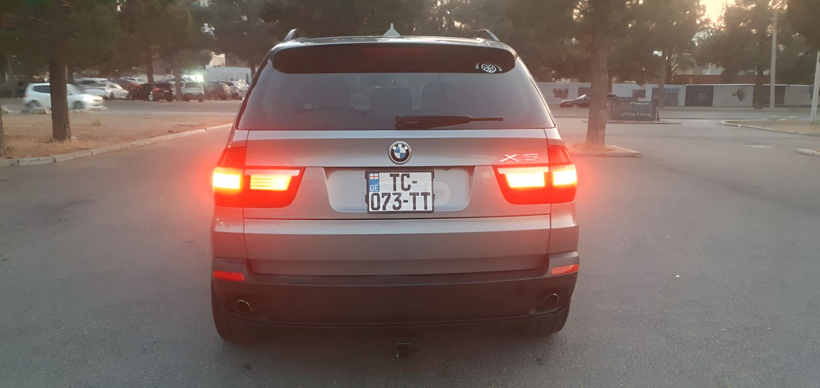 BMW X5 2009 — photo 2