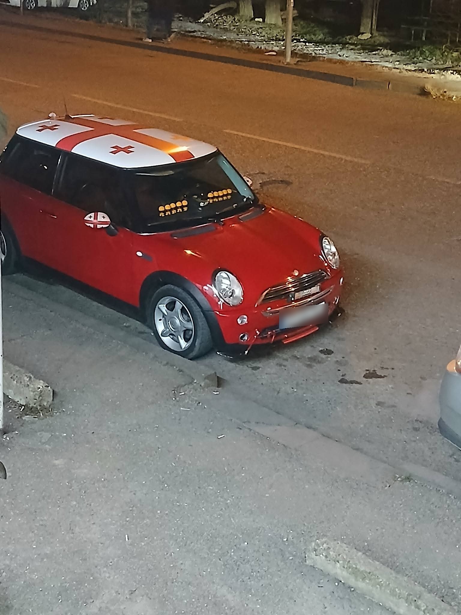 Mini Cooper 2006 — photo 2