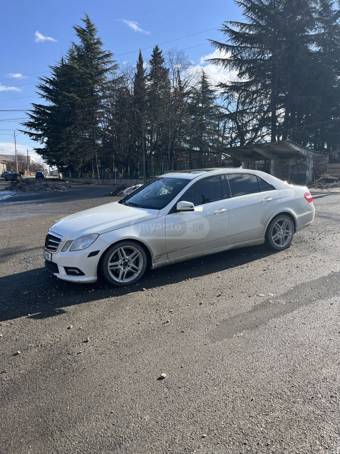 Mercedes-Benz E 350