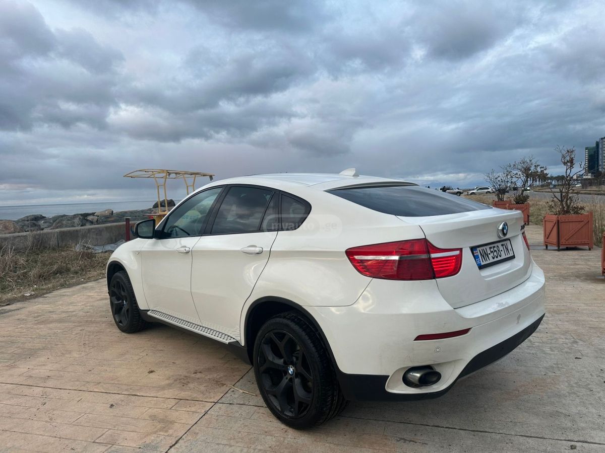 BMW X6 2010 — photo 2