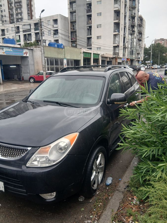 Hyundai Veracruz 2007 — photo 2