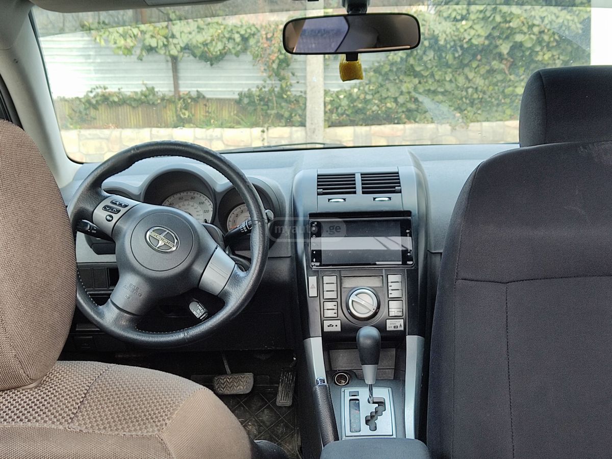 Scion tC