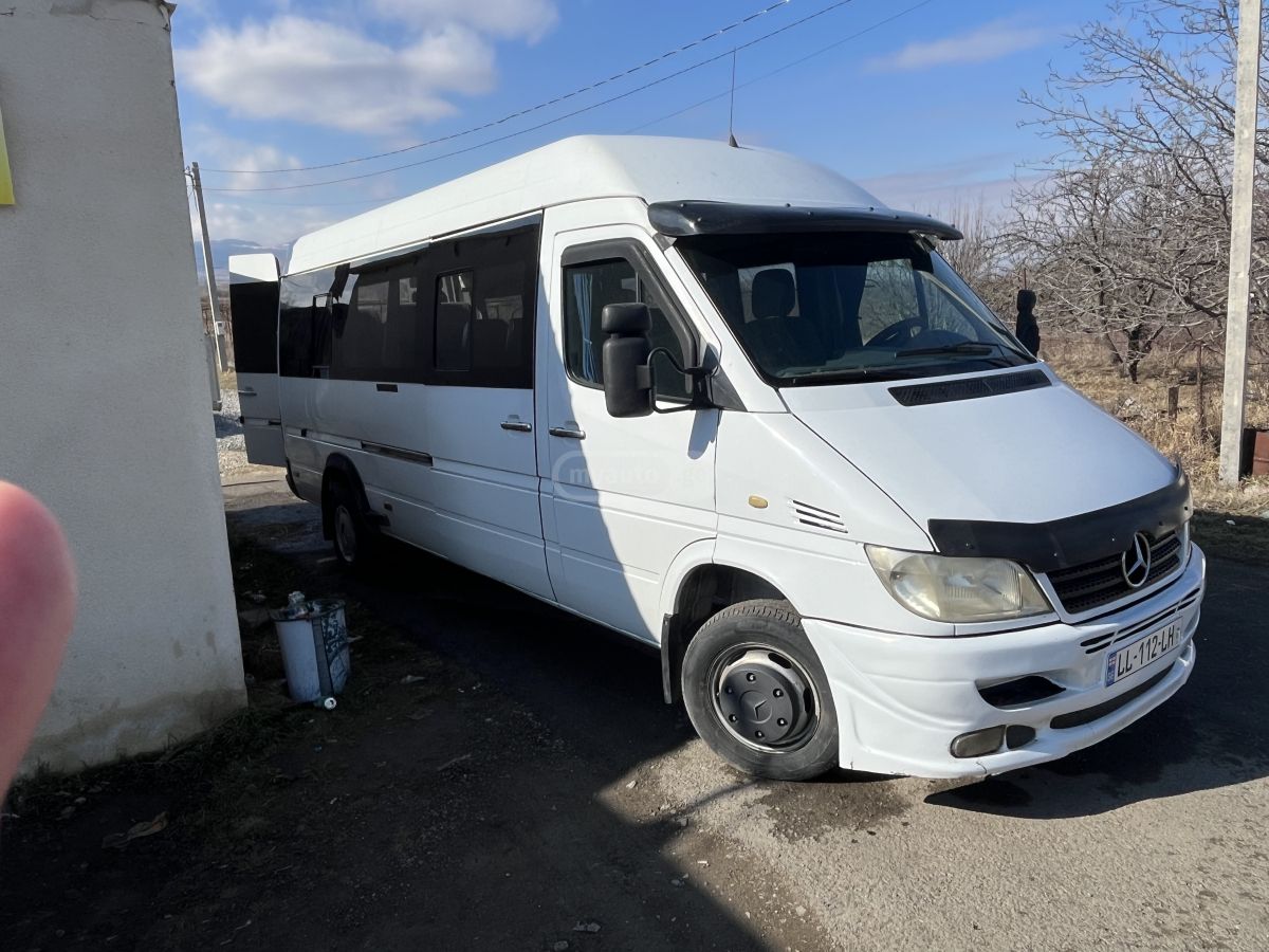 Mercedes-Benz Sprinter 2004 — photo 2