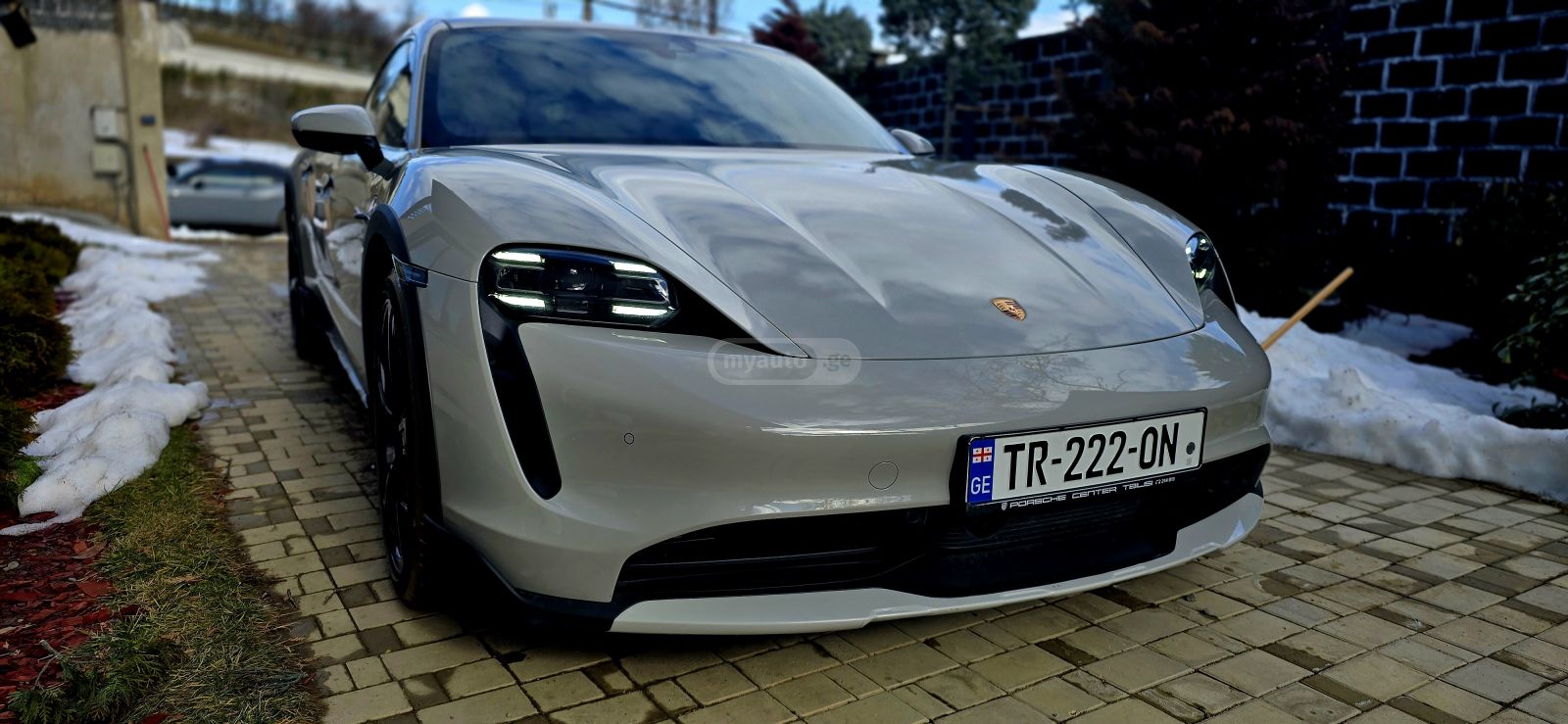 Porsche Taycan 4 S 2023 — photo 2