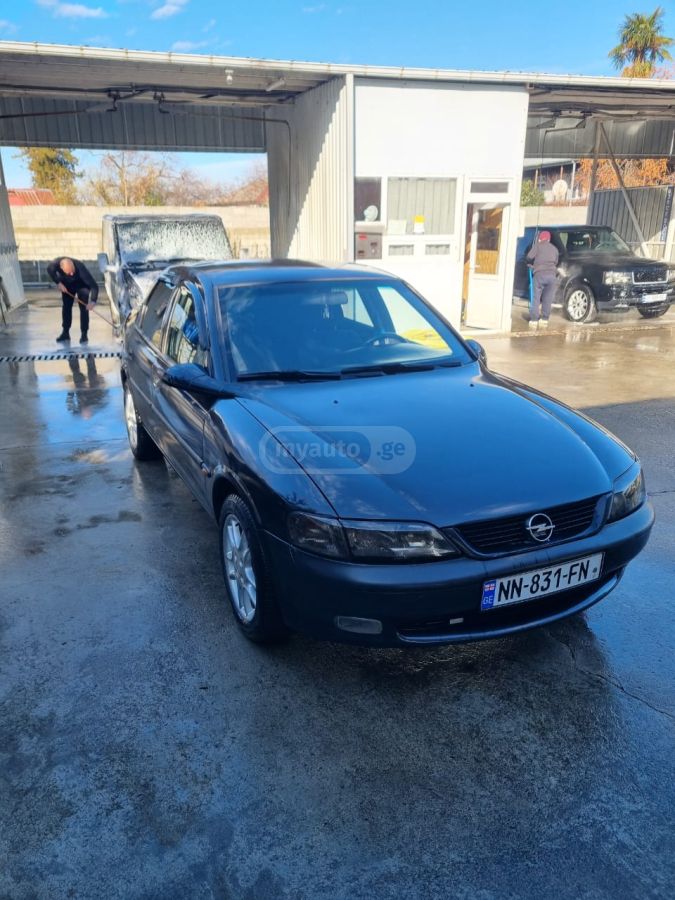 Opel Vectra 1997 — photo 2