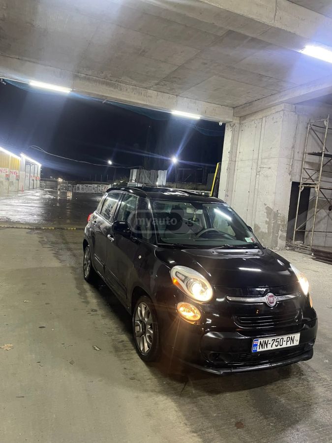 Fiat 500L 2014 — photo 2