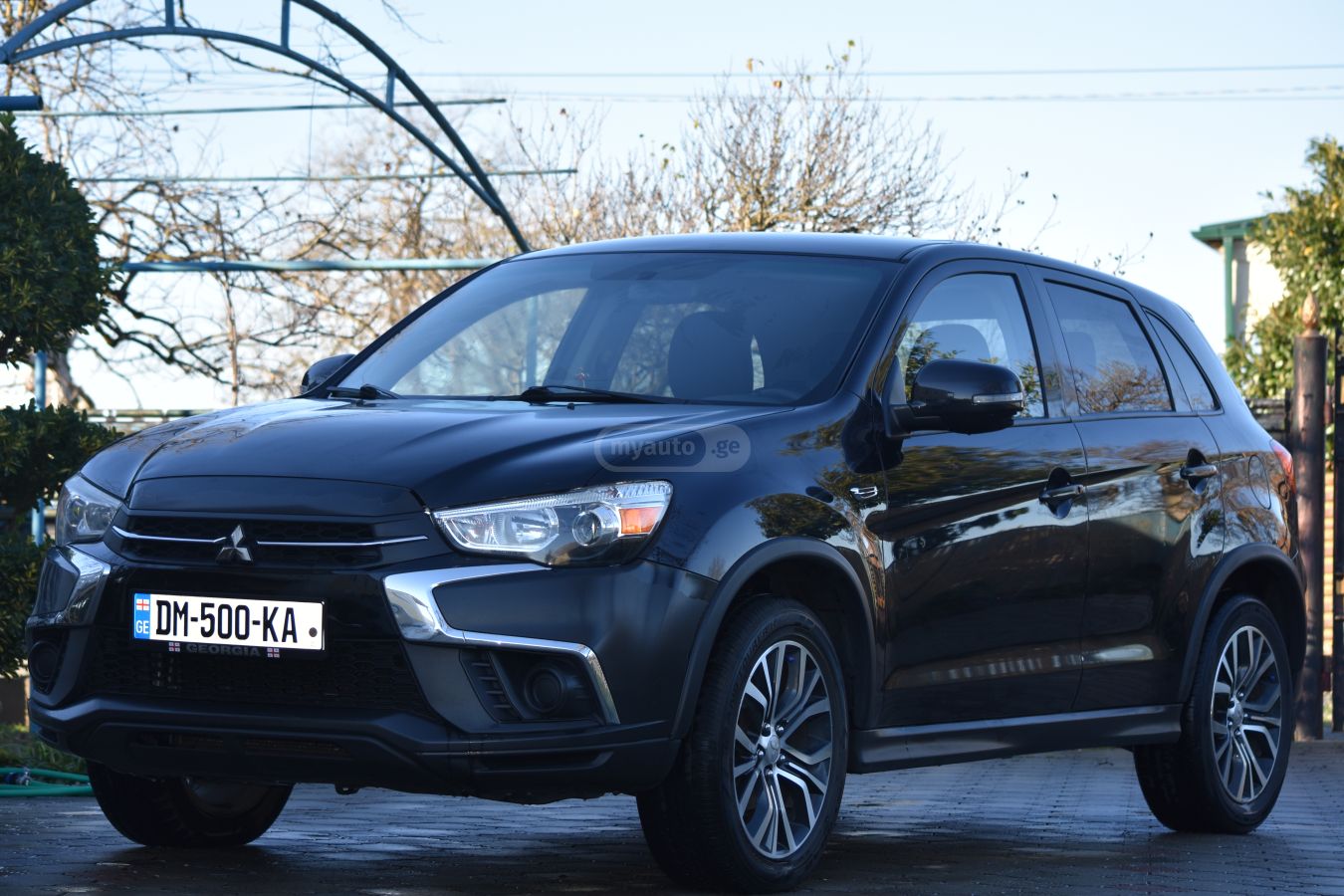 Mitsubishi Outlander Sport 2019 — photo 2
