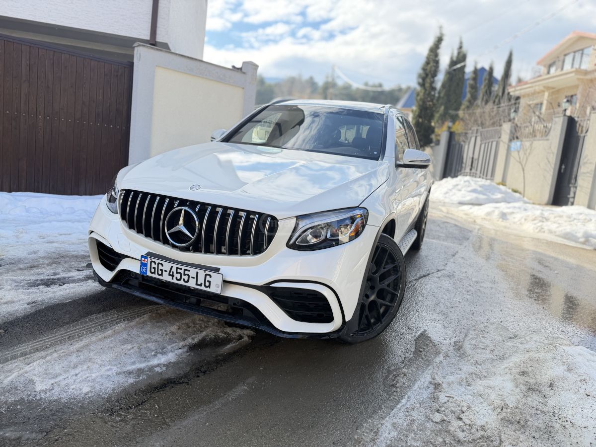 Mercedes-Benz GLC 300 2018 — photo 2